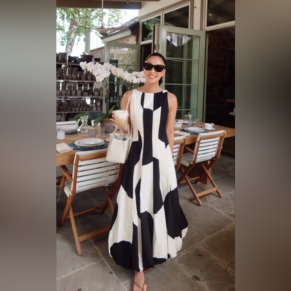 Zara Dresses & Skirts - Zara ZW Collection Polka Dot Balloon Dress medium